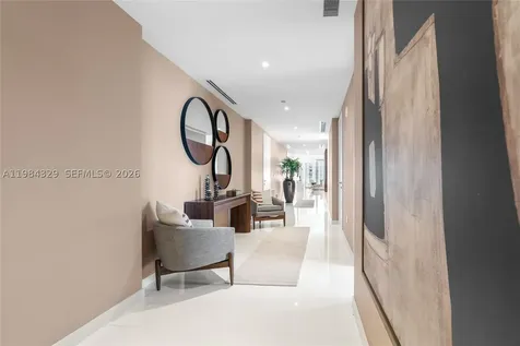300 Biscayne Boulevard Way Miami FL 33131