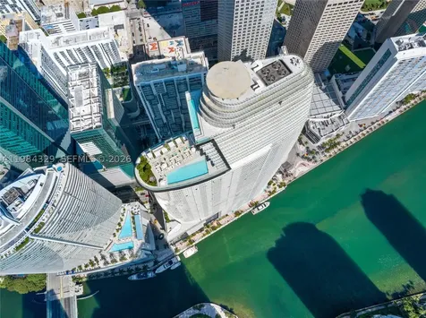 300 Biscayne Boulevard Way Miami FL 33131