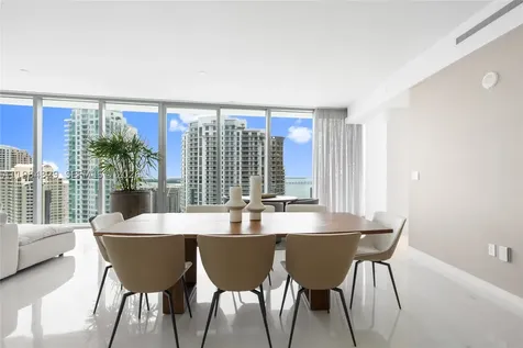 300 Biscayne Boulevard Way Miami FL 33131