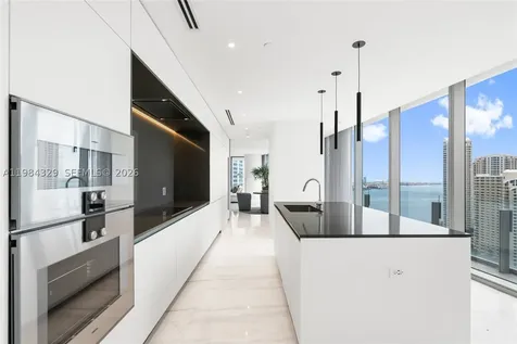 300 Biscayne Boulevard Way Miami FL 33131