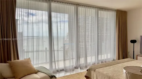 300 Biscayne Boulevard Way Miami FL 33131