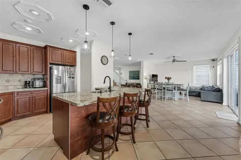 627 Willow Bend Road Weston FL 33327