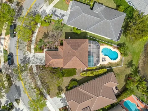 627 Willow Bend Road Weston FL 33327