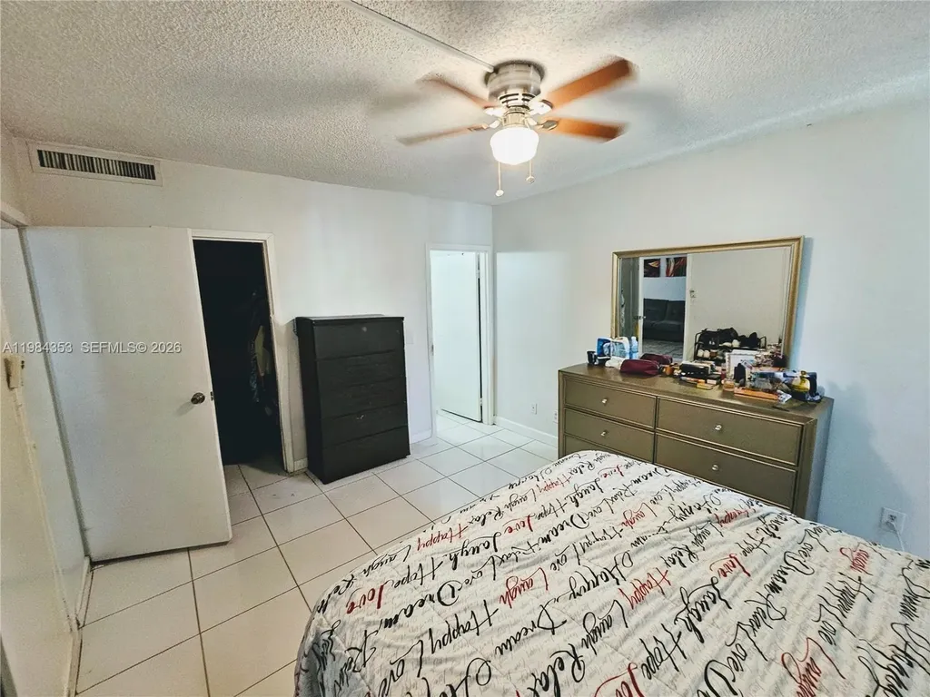 8429 Forest Hills Drive Coral Springs FL 33065