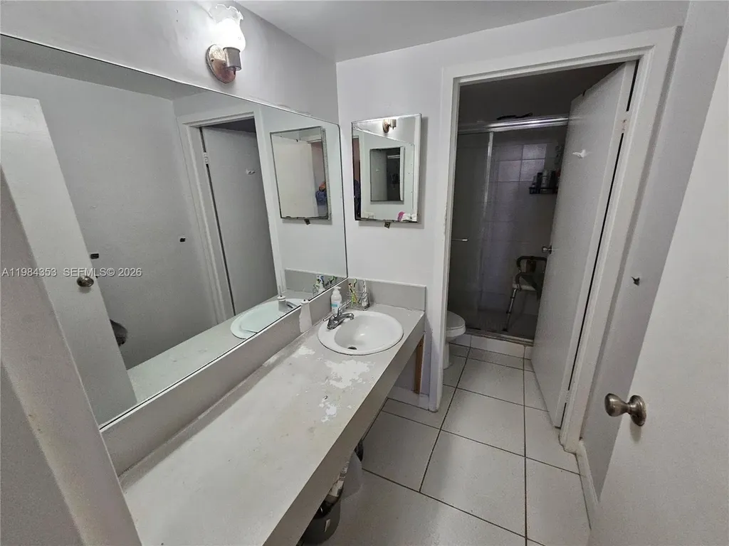 8429 Forest Hills Drive Coral Springs FL 33065