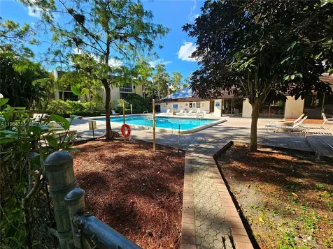 8429 Forest Hills Drive Coral Springs FL 33065