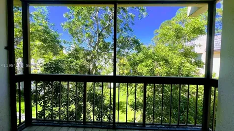 8429 Forest Hills Drive Coral Springs FL 33065