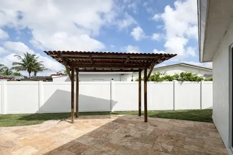 6527 NW 2nd Street Margate FL 33063