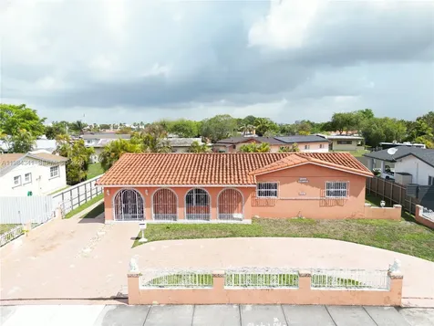 2791 Village Green Drive Miami FL 33175