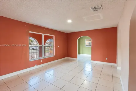 2791 Village Green Drive Miami FL 33175