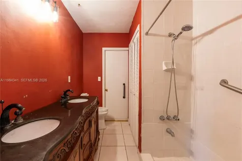 2791 Village Green Drive Miami FL 33175