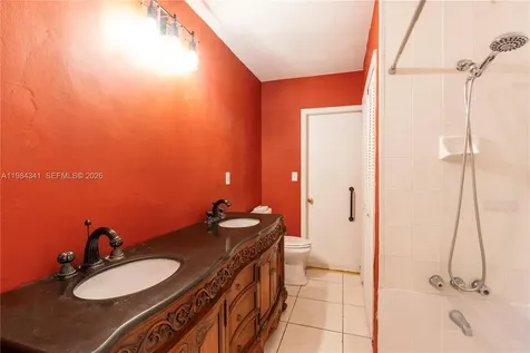 2791 Village Green Drive Miami FL 33175