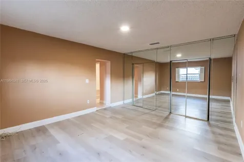 2791 Village Green Drive Miami FL 33175