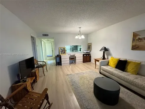 8810 W Mcnab Road Tamarac FL 33321