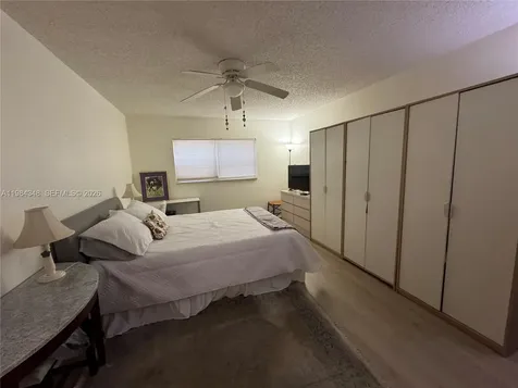 8810 W Mcnab Road Tamarac FL 33321