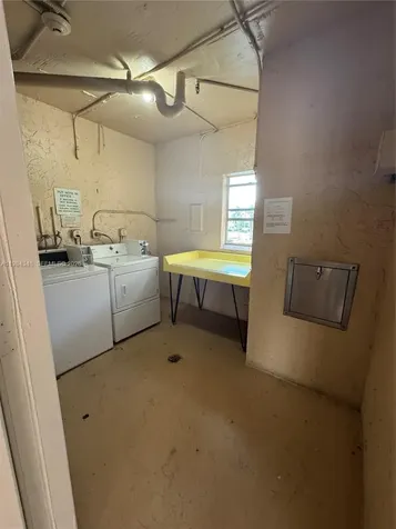 8810 W Mcnab Road Tamarac FL 33321