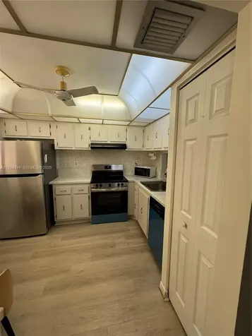 8810 W Mcnab Road Tamarac FL 33321