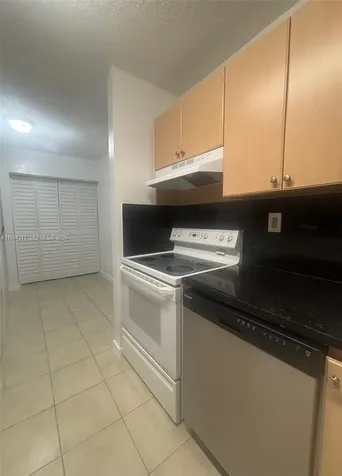 7210 NW 179th Street Hialeah FL 33015