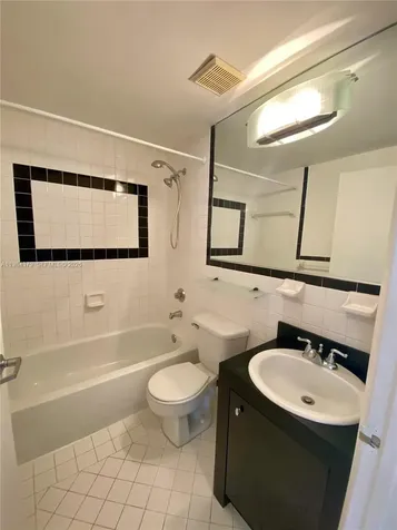 1521 Lenox Avenue Miami Beach FL 33139