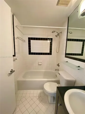 1521 Lenox Avenue Miami Beach FL 33139