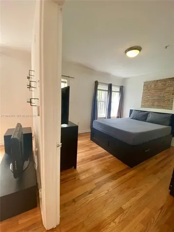 1521 Lenox Avenue Miami Beach FL 33139