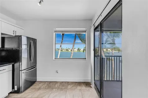1403 S Liberty Avenue Homestead FL 33034