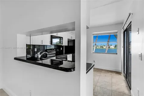 1403 S Liberty Avenue Homestead FL 33034