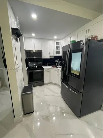 926 Michigan Avenue Miami Beach FL 33139