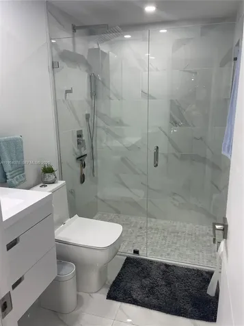 926 Michigan Avenue Miami Beach FL 33139