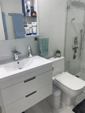 926 Michigan Avenue Miami Beach FL 33139