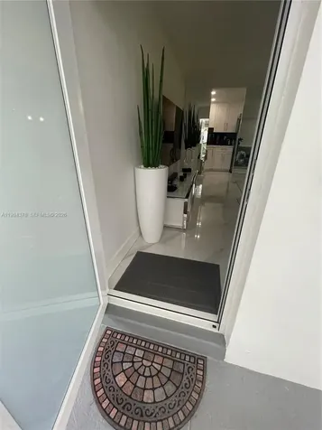 926 Michigan Avenue Miami Beach FL 33139