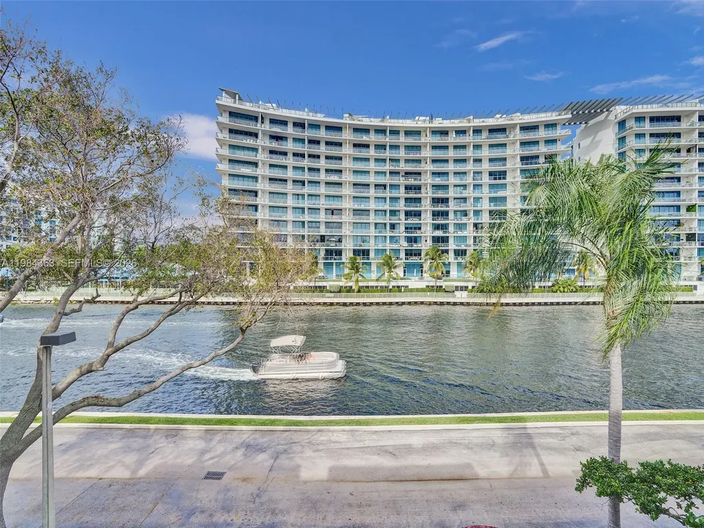 3245 NE 184th Street Aventura FL 33160