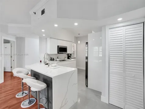 3245 NE 184th Street Aventura FL 33160