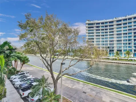 3245 NE 184th Street Aventura FL 33160
