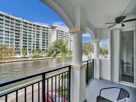 3245 NE 184th Street Aventura FL 33160