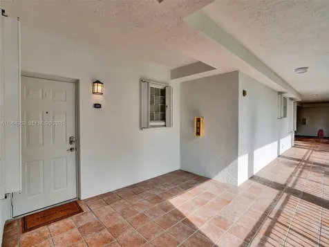 3245 NE 184th Street Aventura FL 33160