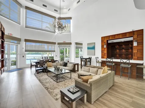 3245 NE 184th Street Aventura FL 33160