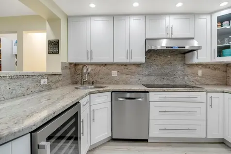 222 SW 7th Street Dania Beach FL 33004