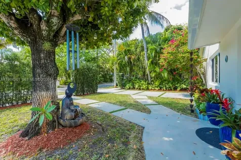 222 SW 7th Street Dania Beach FL 33004