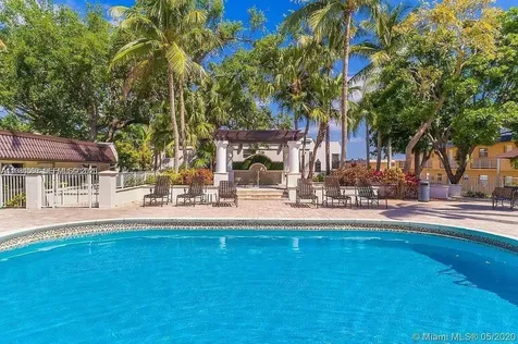10431 N Kendall Drive Miami FL 33176