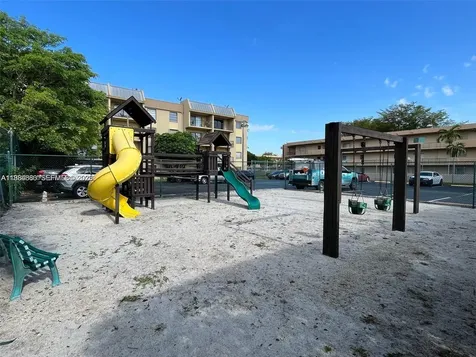 10431 N Kendall Drive Miami FL 33176