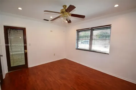 16921 NE 6th Avenue North Miami Beach FL 33162