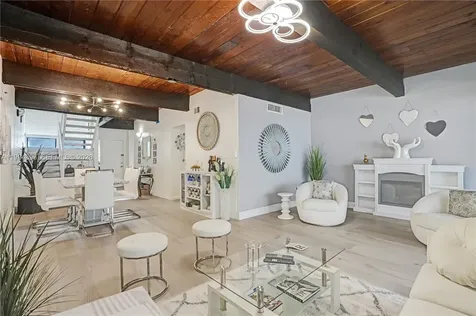 19220 NE 25th Avenue Miami FL 33180