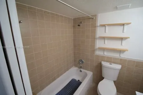 9220 Fontainebleau Boulevard Miami FL 33172