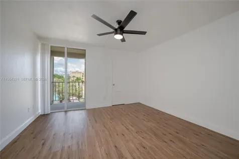 9220 Fontainebleau Boulevard Miami FL 33172