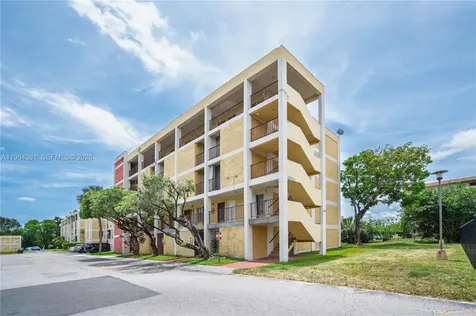 9220 Fontainebleau Boulevard Miami FL 33172