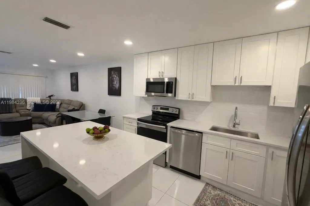 230 NE 9th Avenue Deerfield Beach FL 33441