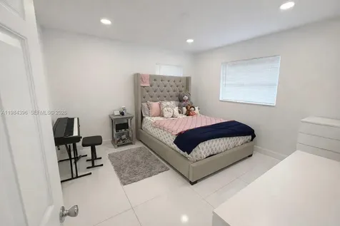 230 NE 9th Avenue Deerfield Beach FL 33441