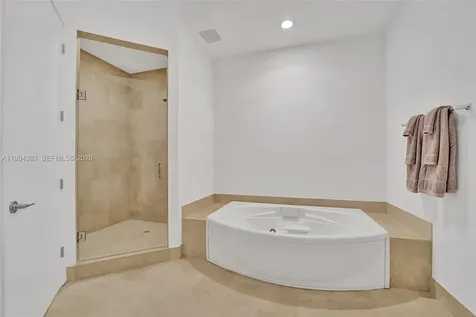 18101 Collins Avenue Sunny Isles Beach FL 33160