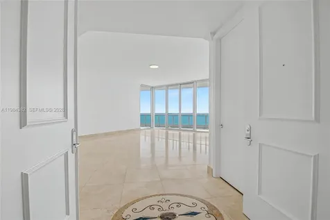 5959 Collins Avenue Miami Beach FL 33140